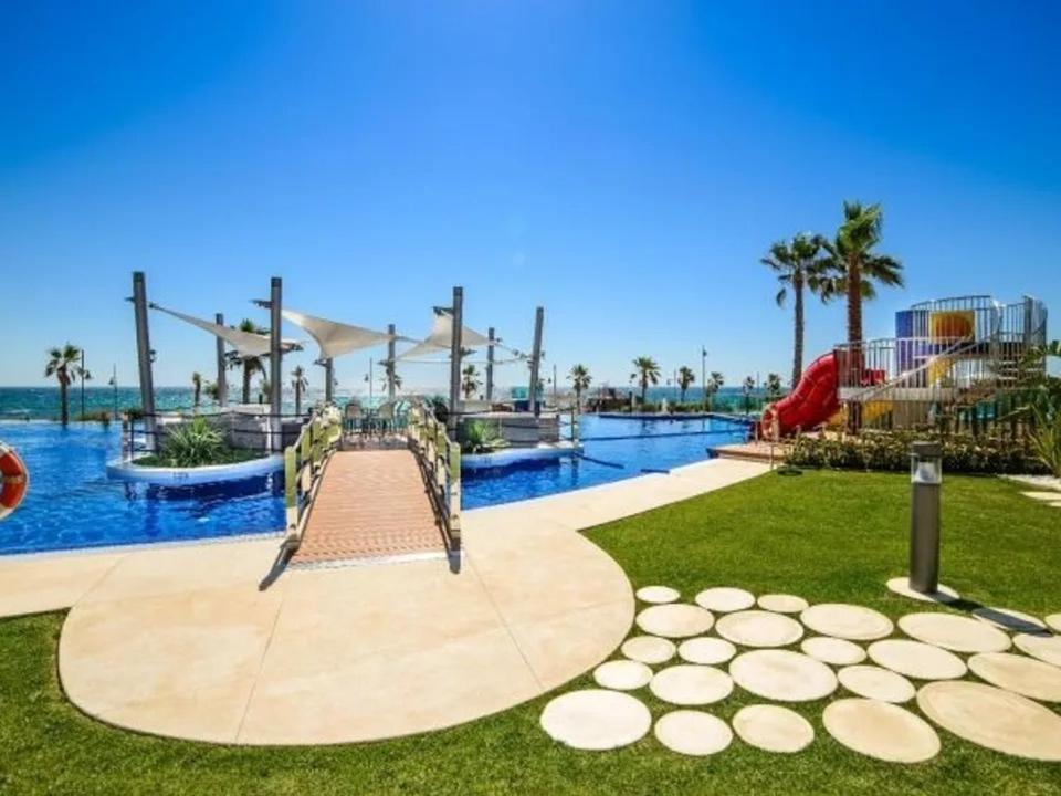 Apartment Deluxe Clara Sea Senses Торевьиа Экстерьер фото