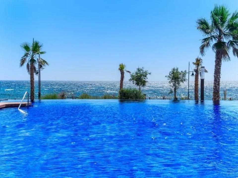 Apartment Deluxe Clara Sea Senses Торевьиа Экстерьер фото