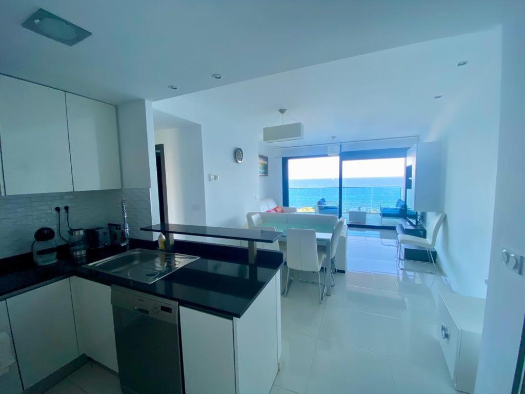 Apartment Deluxe Clara Sea Senses Торевьиа Экстерьер фото