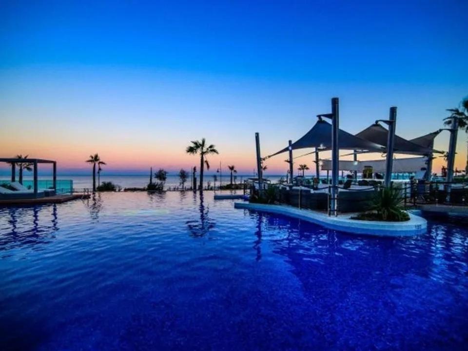 Apartment Deluxe Clara Sea Senses Торевьиа Экстерьер фото